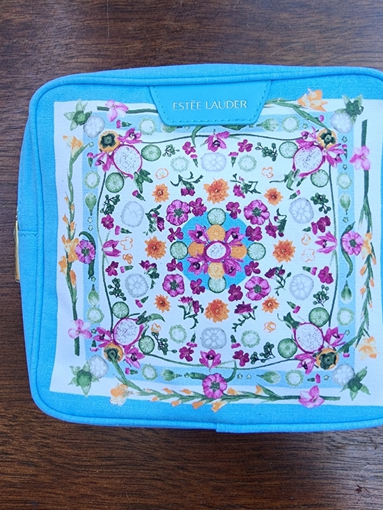 Estee Lauder Handbags - Estee Lauder X Amber Locke Floral Kaleidoscope Makeup Bag GWP